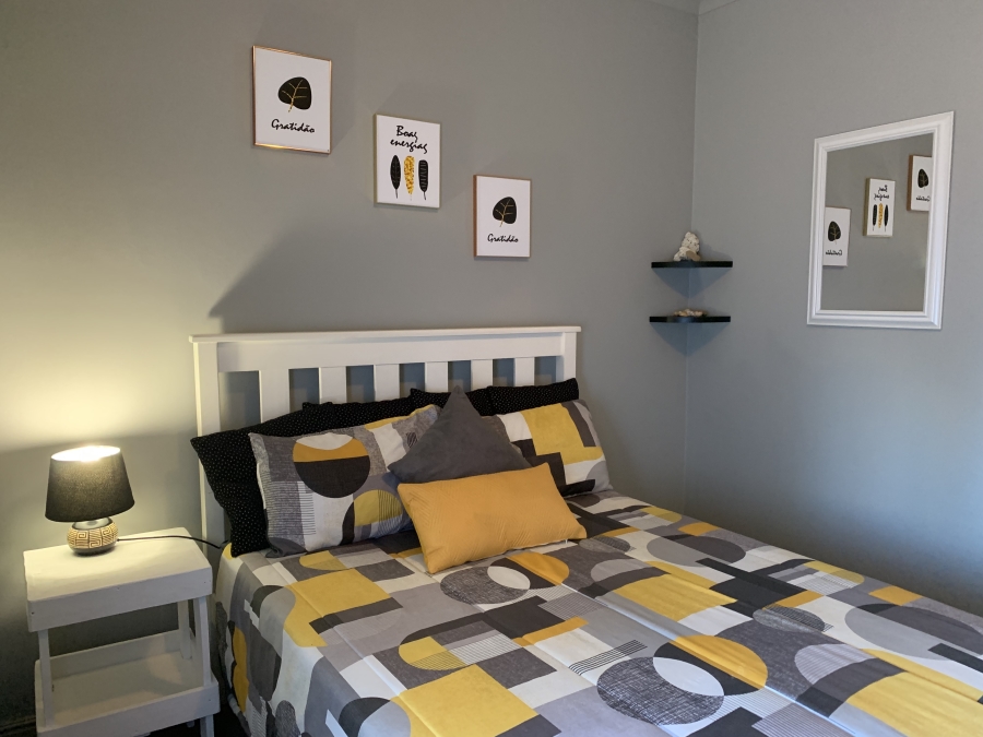 To Let 2 Bedroom Property for Rent in Marina Martinique Eastern Cape